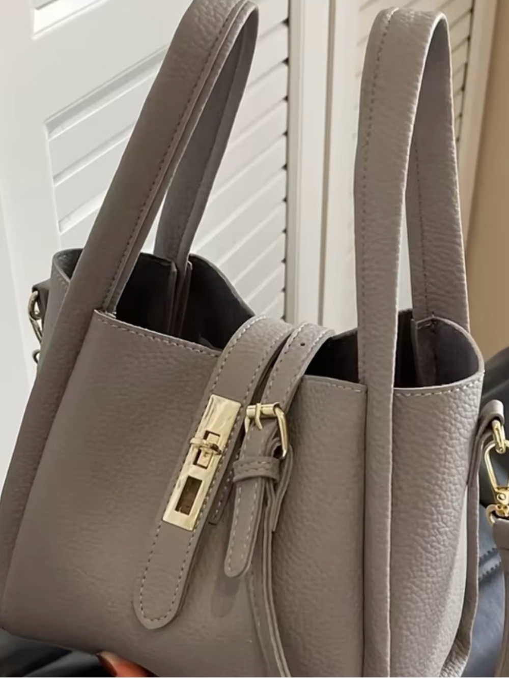 Women’s Gray pu Leather Satchel Handbag